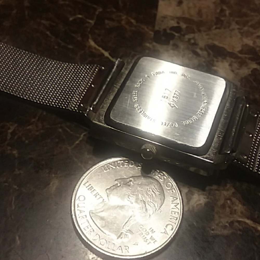 Watch - Picture 2 of 3